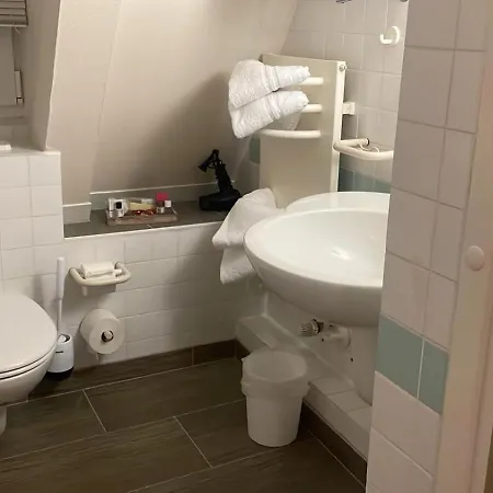 فندق Restaurant Altes Badhaus إبرباخ