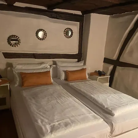 Restaurant Altes Badhaus إبرباخ