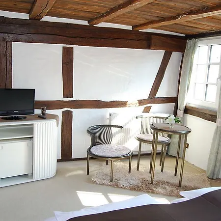 Restaurant Altes Badhaus 埃伯巴赫