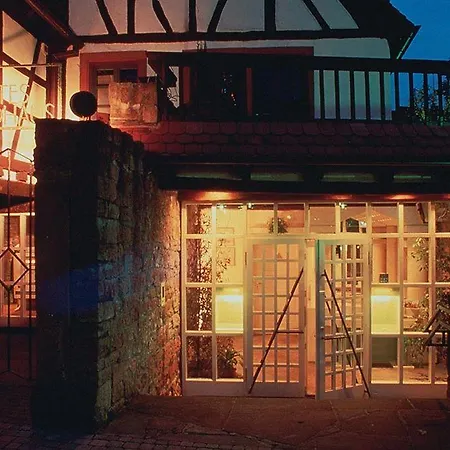 Restaurant Altes Badhaus فندق